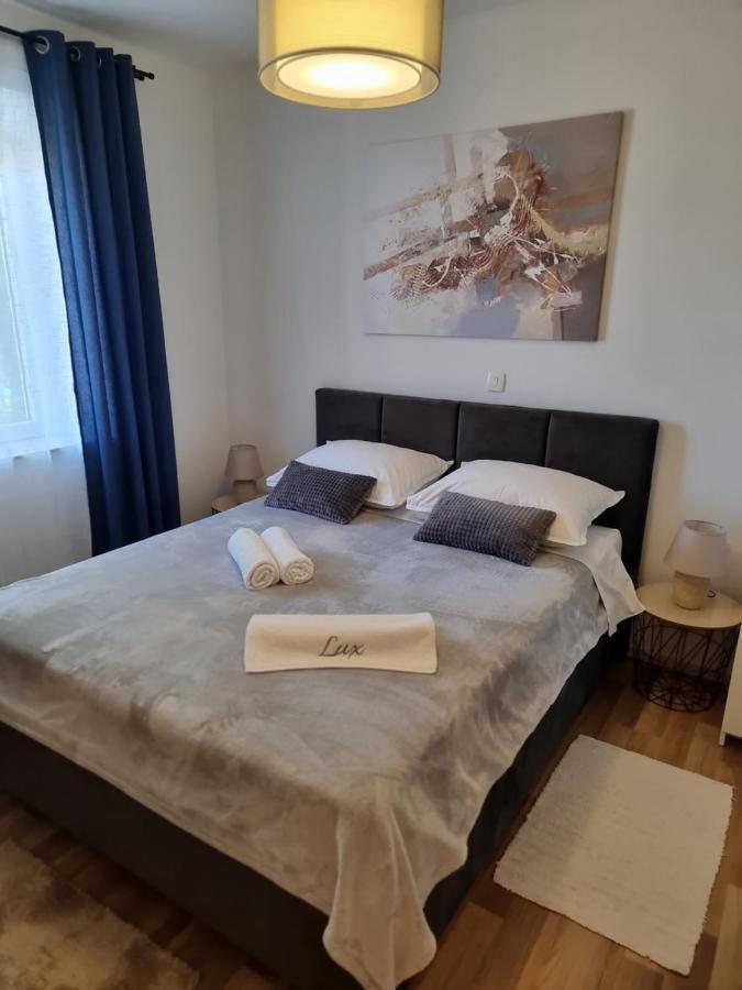 Apartament Lux *